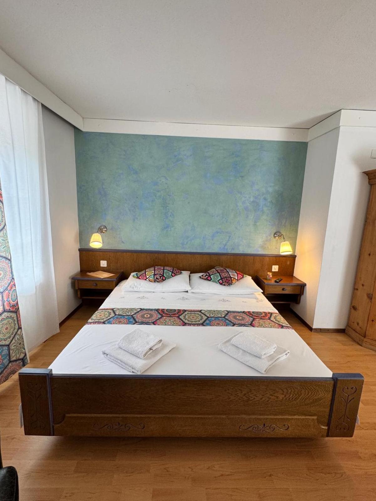 Hotel Post Cunter Biancardi 사보그닌 외부 사진